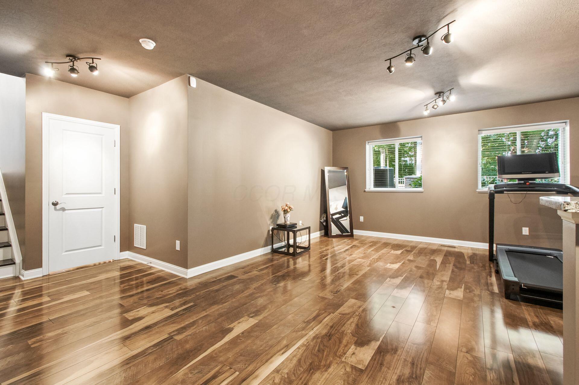272 Coal Bend