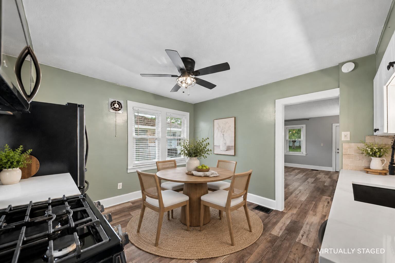 435 E Jeffrey Place