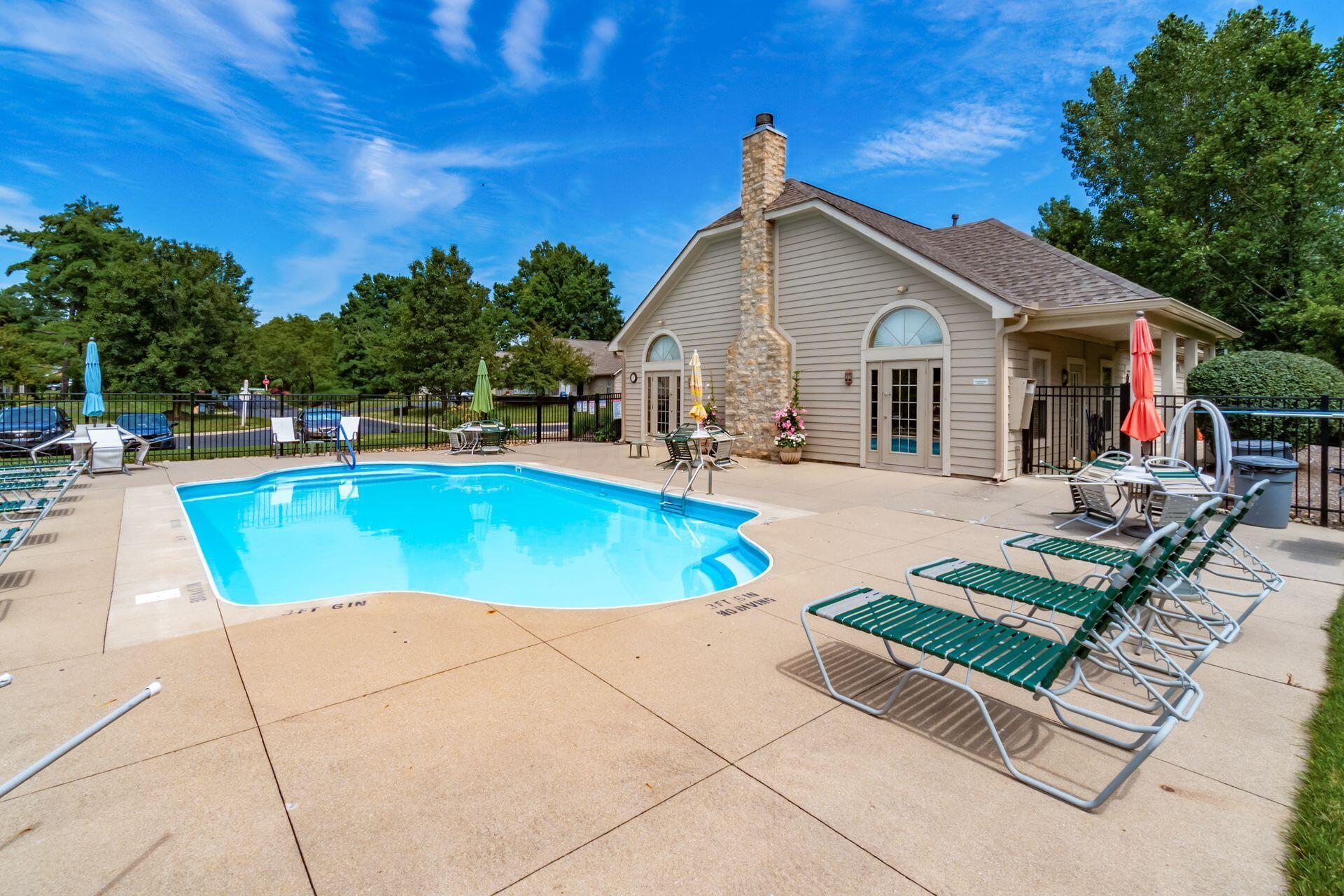 5648 Meadowood Lane