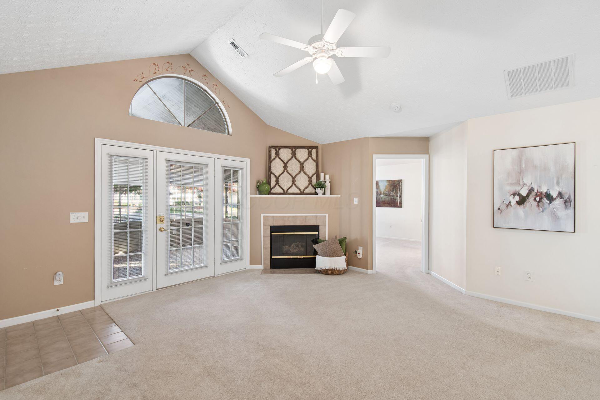 5648 Meadowood Lane