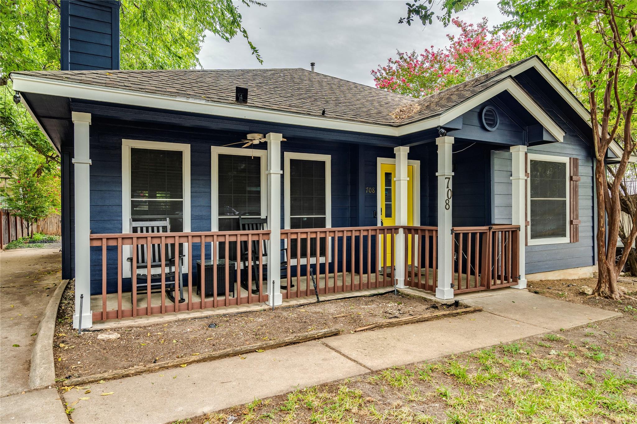 708 W Annie ST