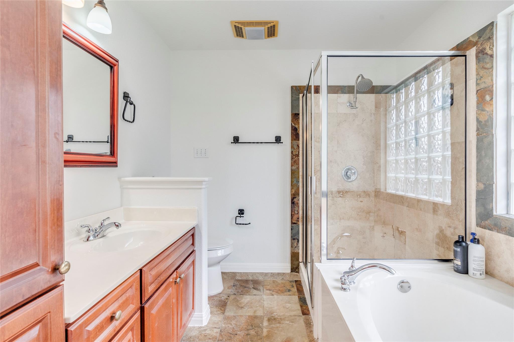 708 W Annie ST