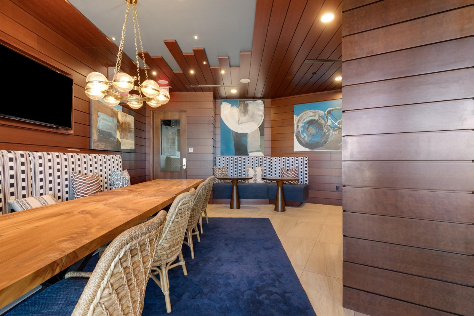 214 Barton Springs RD # 922