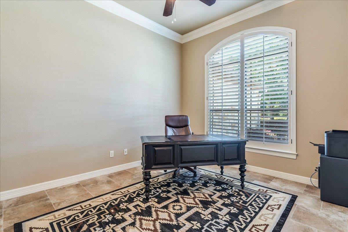 124 Layton WAY
