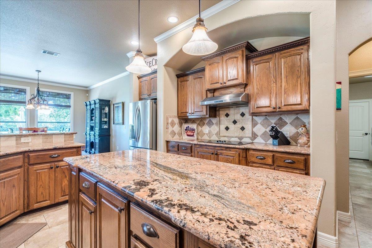 124 Layton WAY
