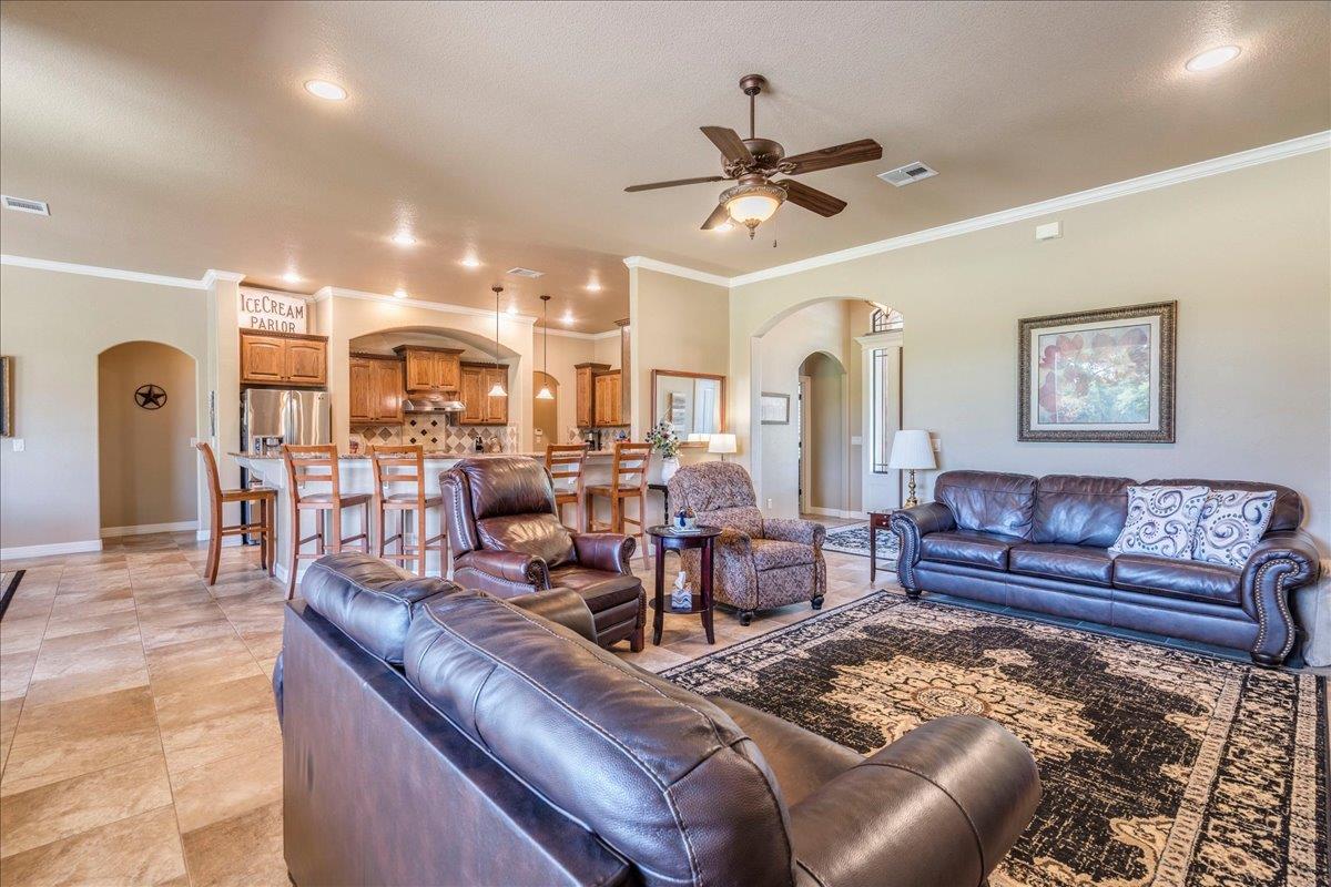 124 Layton WAY