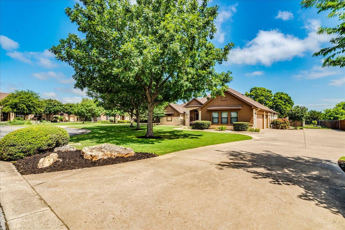 124 Layton WAY