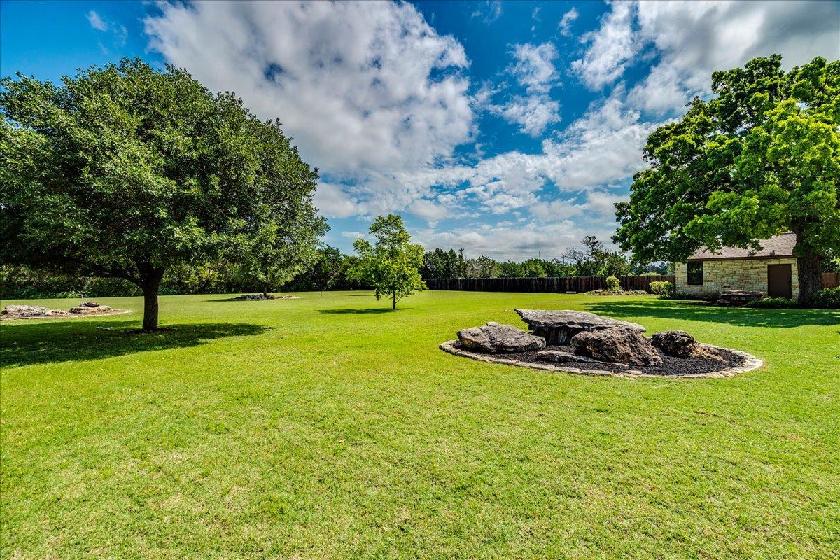 124 Layton WAY