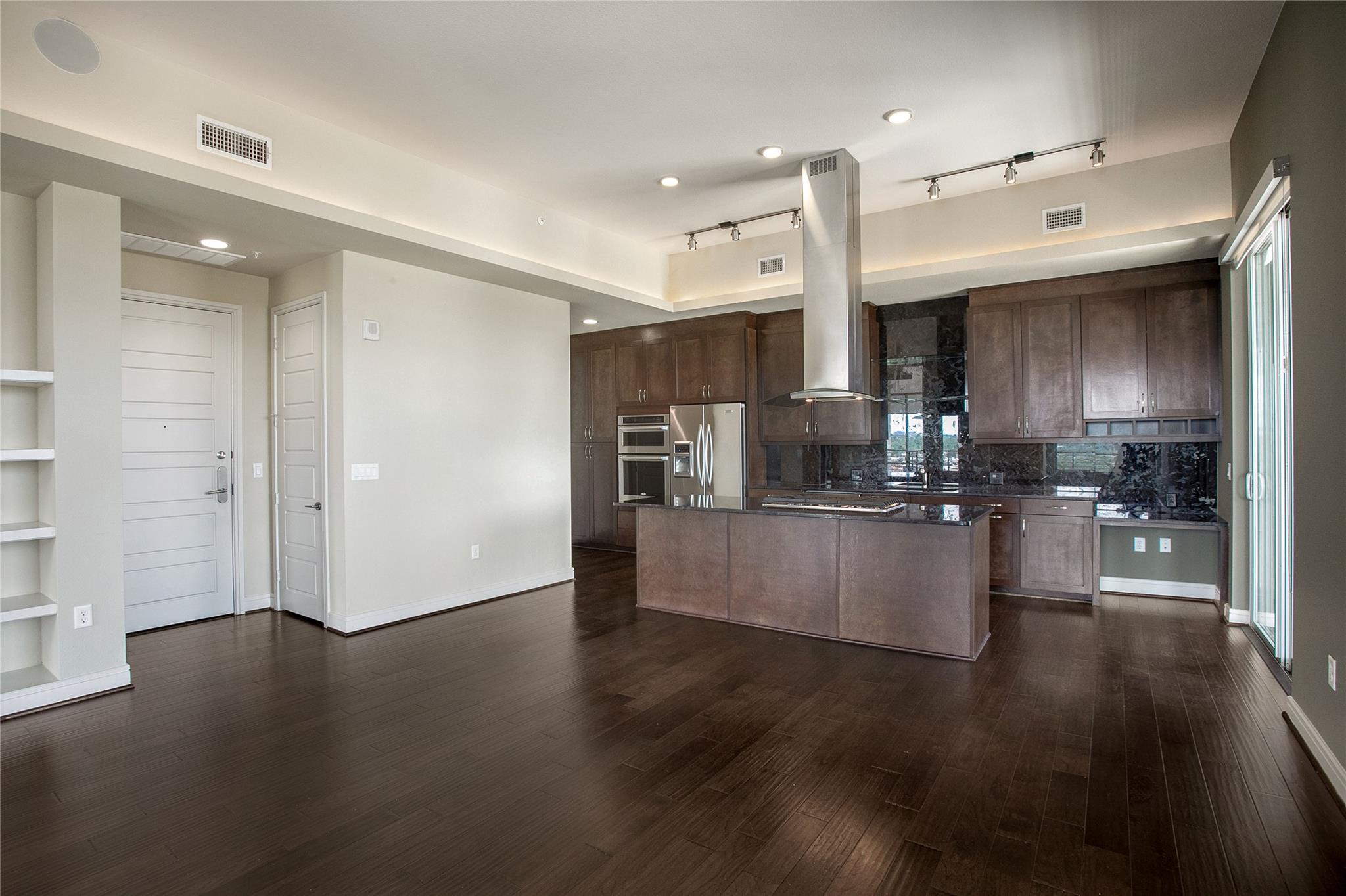 214 Barton Springs RD # 1910