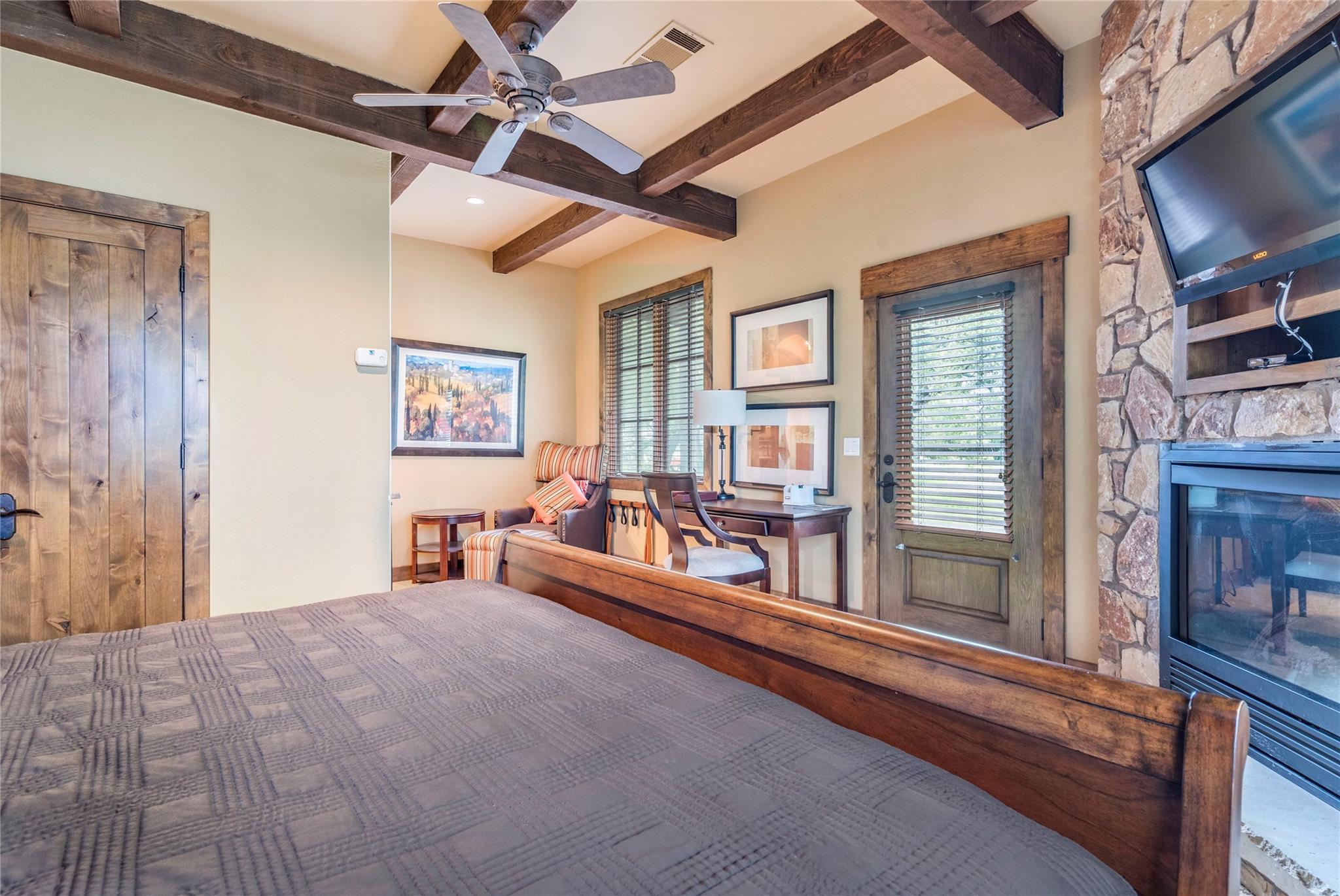 171 Oak Grove CV