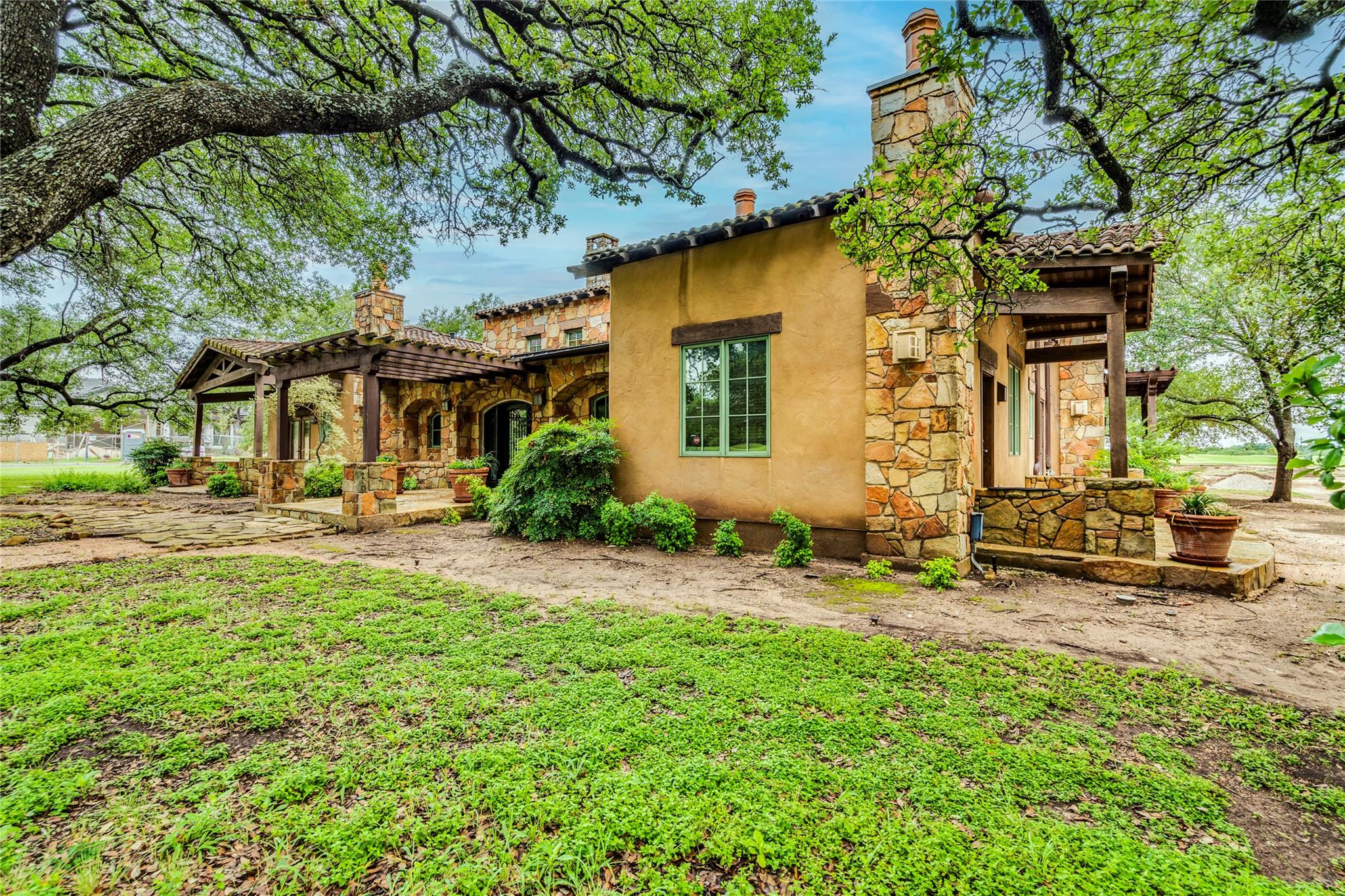 171 Oak Grove CV