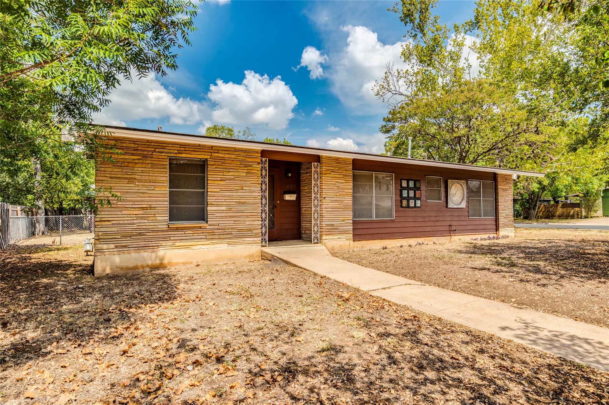 4622 Philco DR