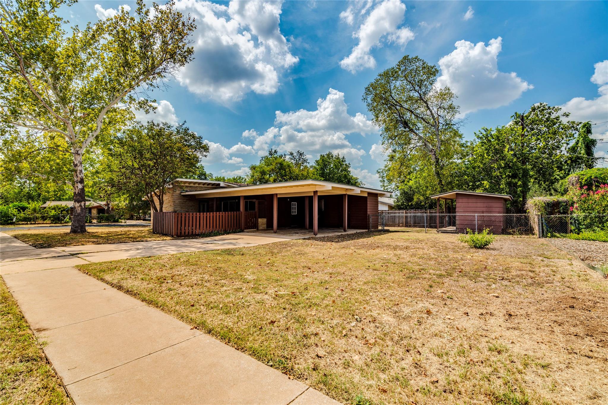 4622 Philco DR