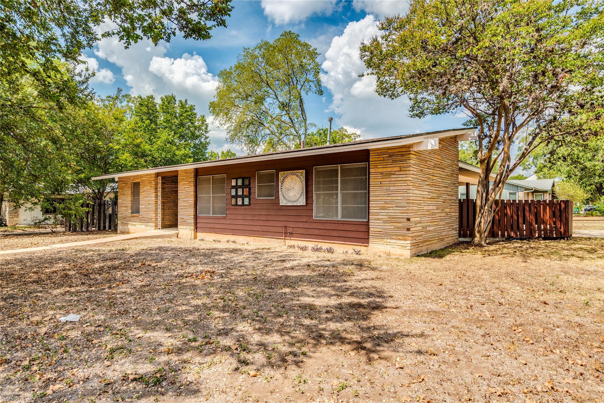 4622 Philco DR
