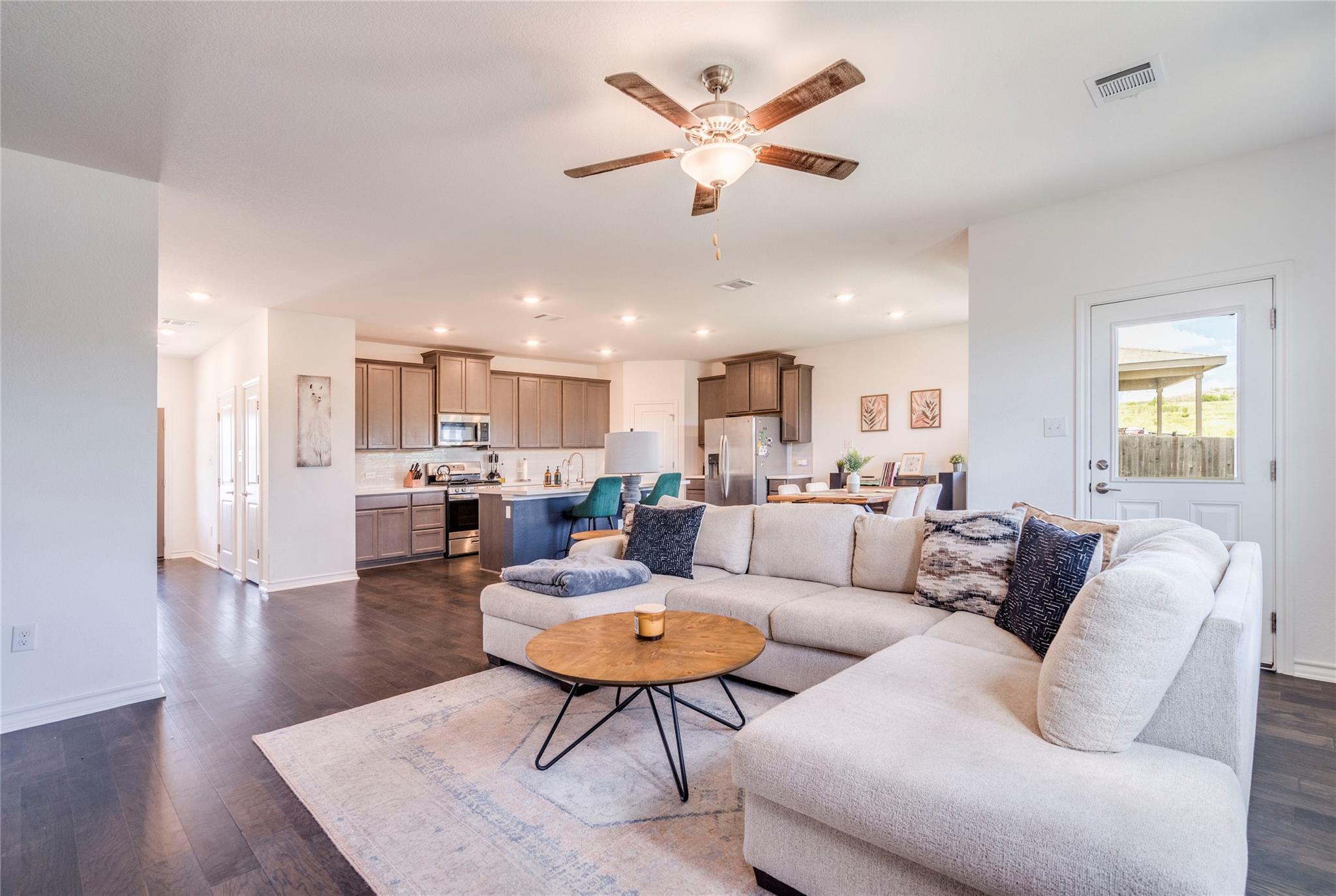 572 Pepperbark LOOP
