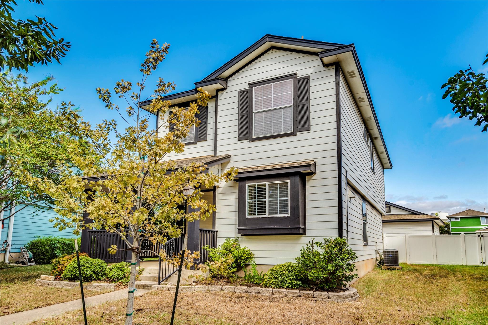 1521 Davis Mountain LOOP