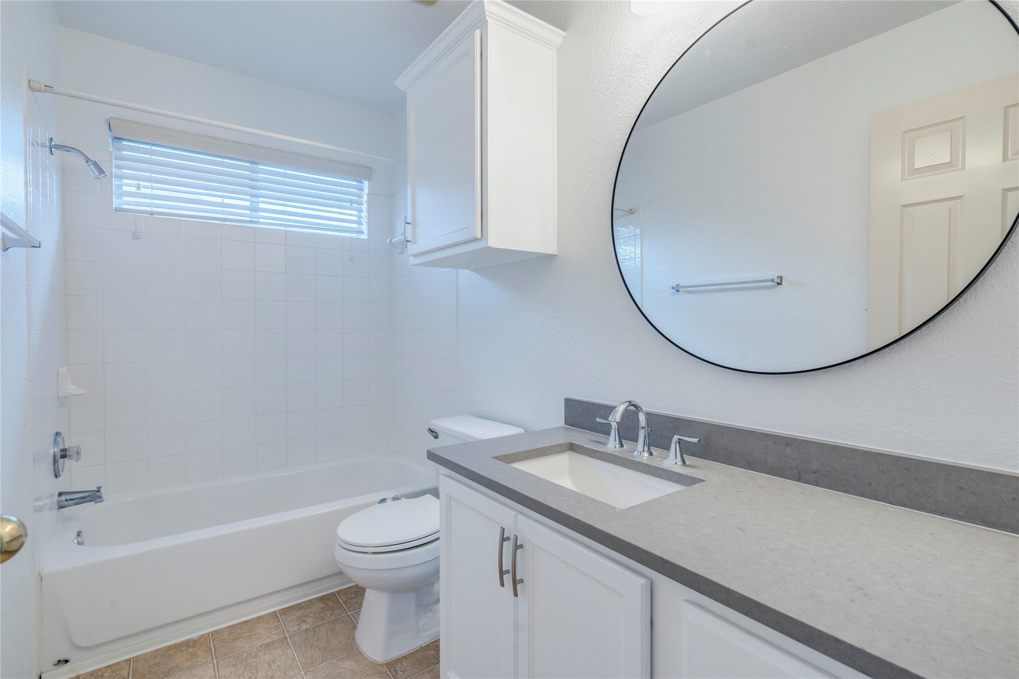 1521 Davis Mountain LOOP