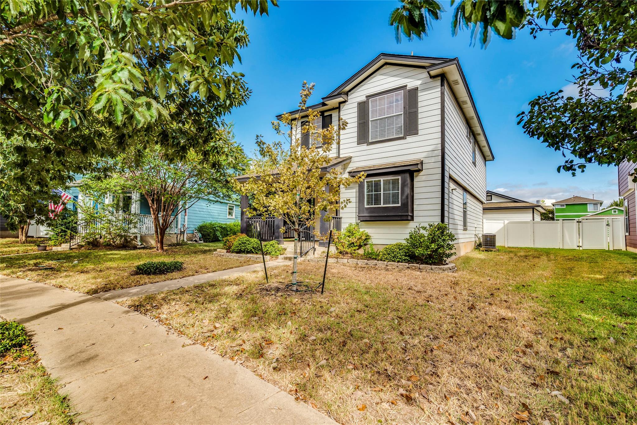 1521 Davis Mountain LOOP