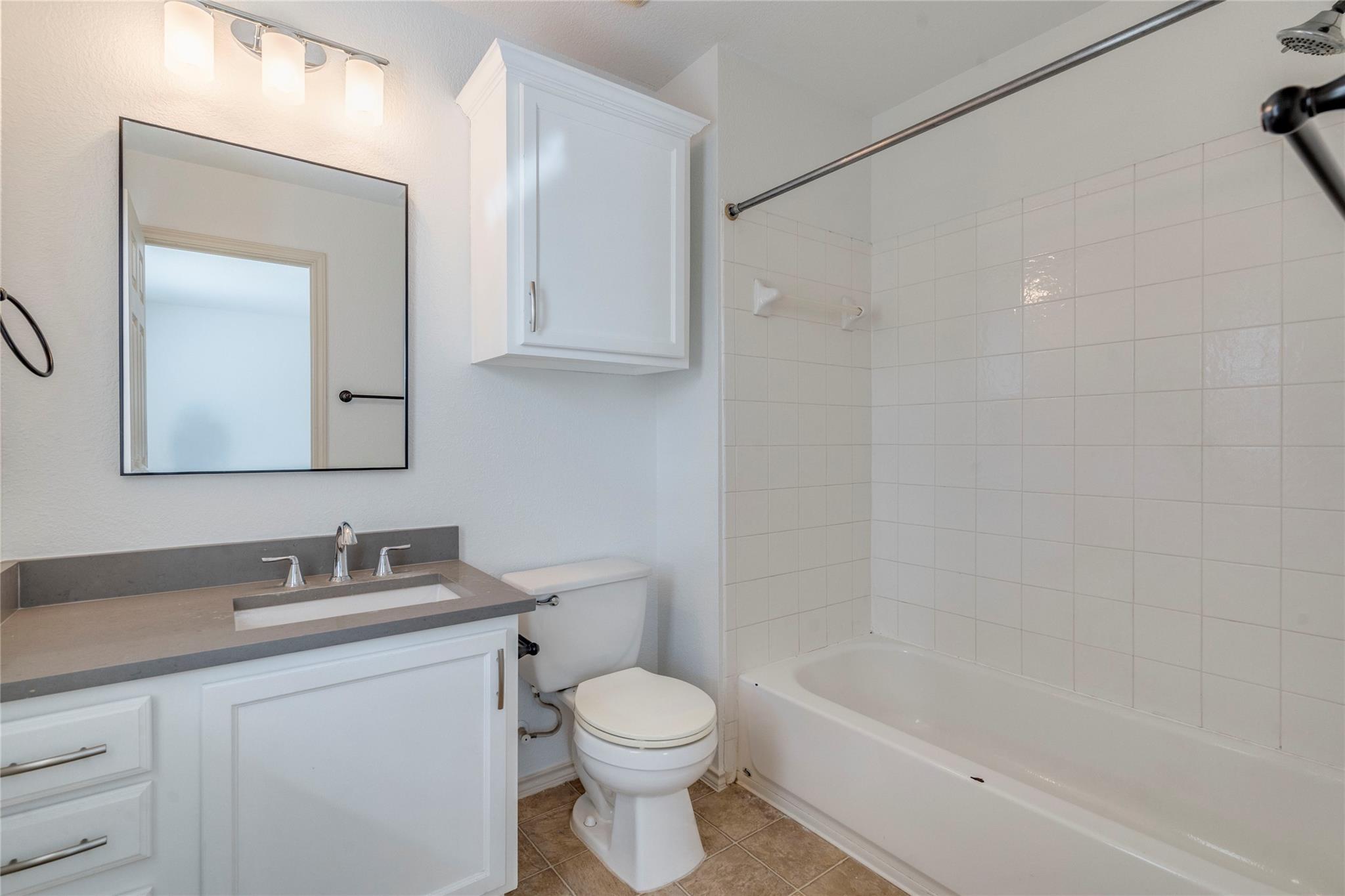 1521 Davis Mountain LOOP
