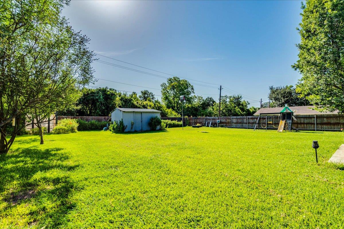 13311 Briar Hollow DR