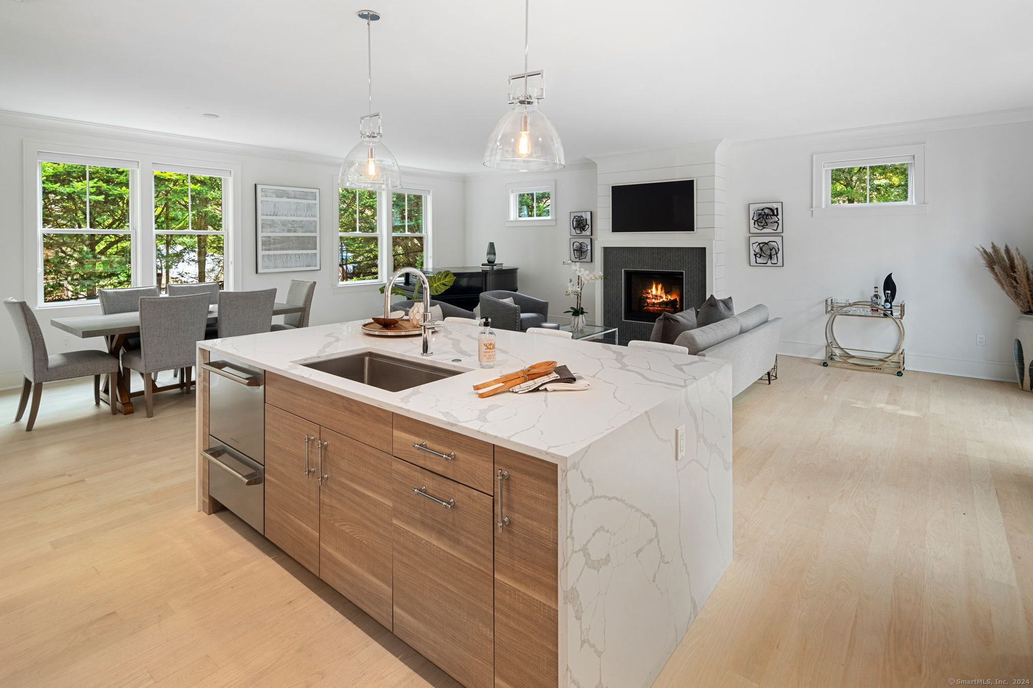 158 Forest Street Unit: 1