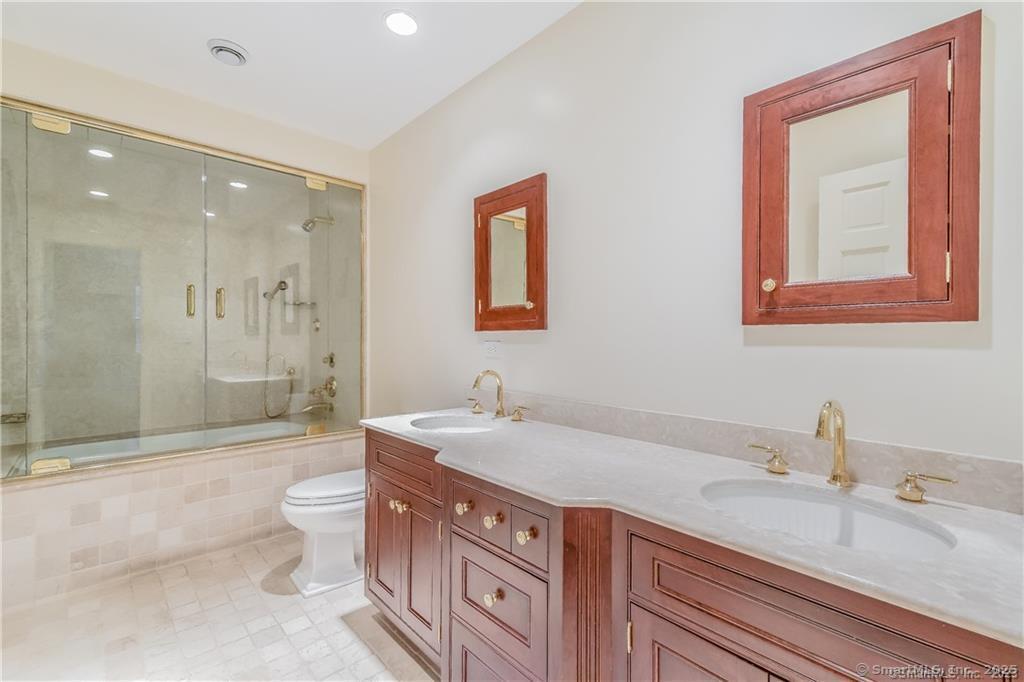 457 White Oak Shade Road