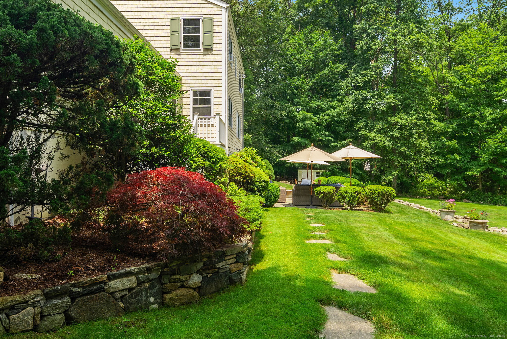 37 Woodridge Circle