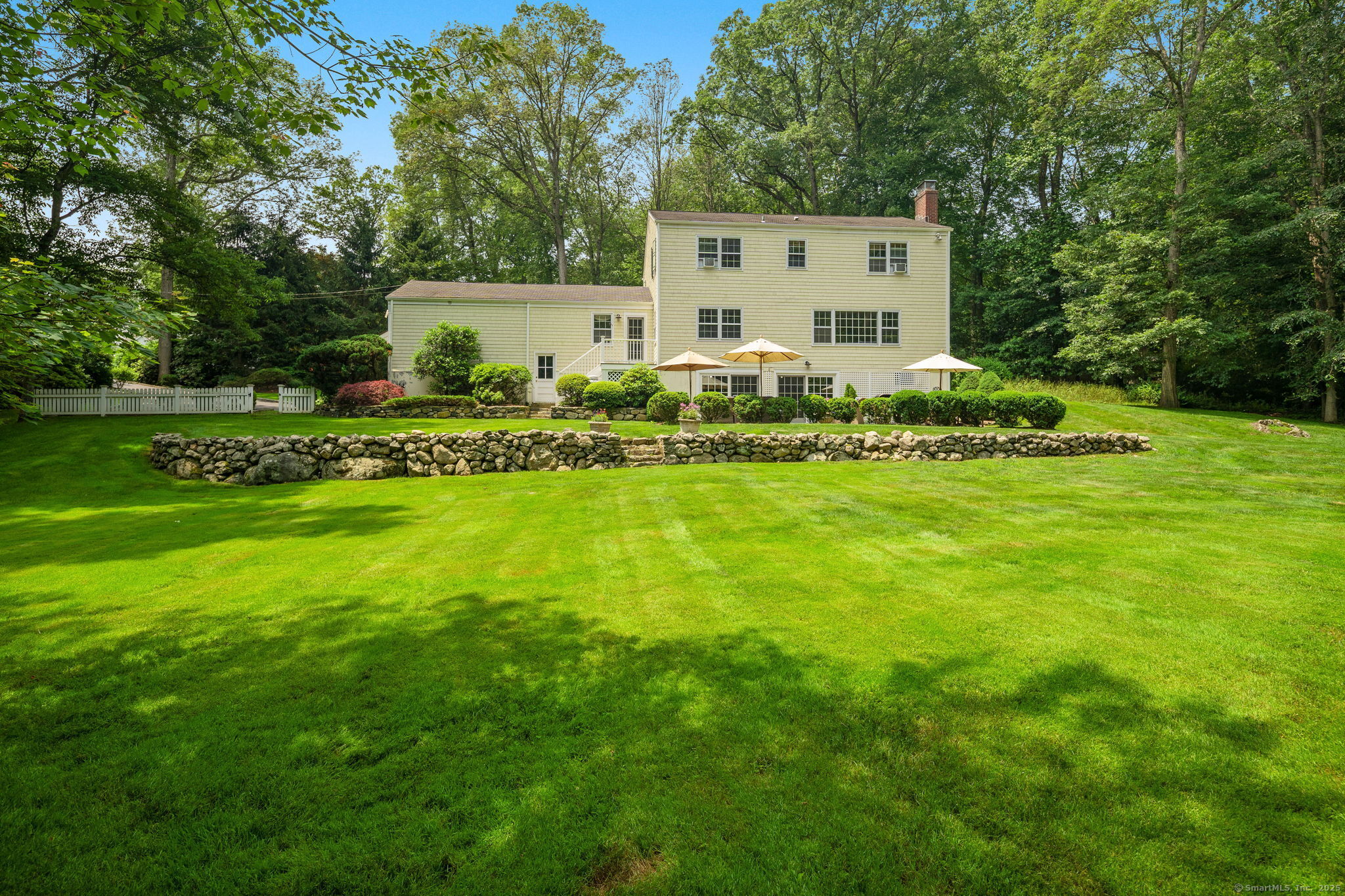 37 Woodridge Circle