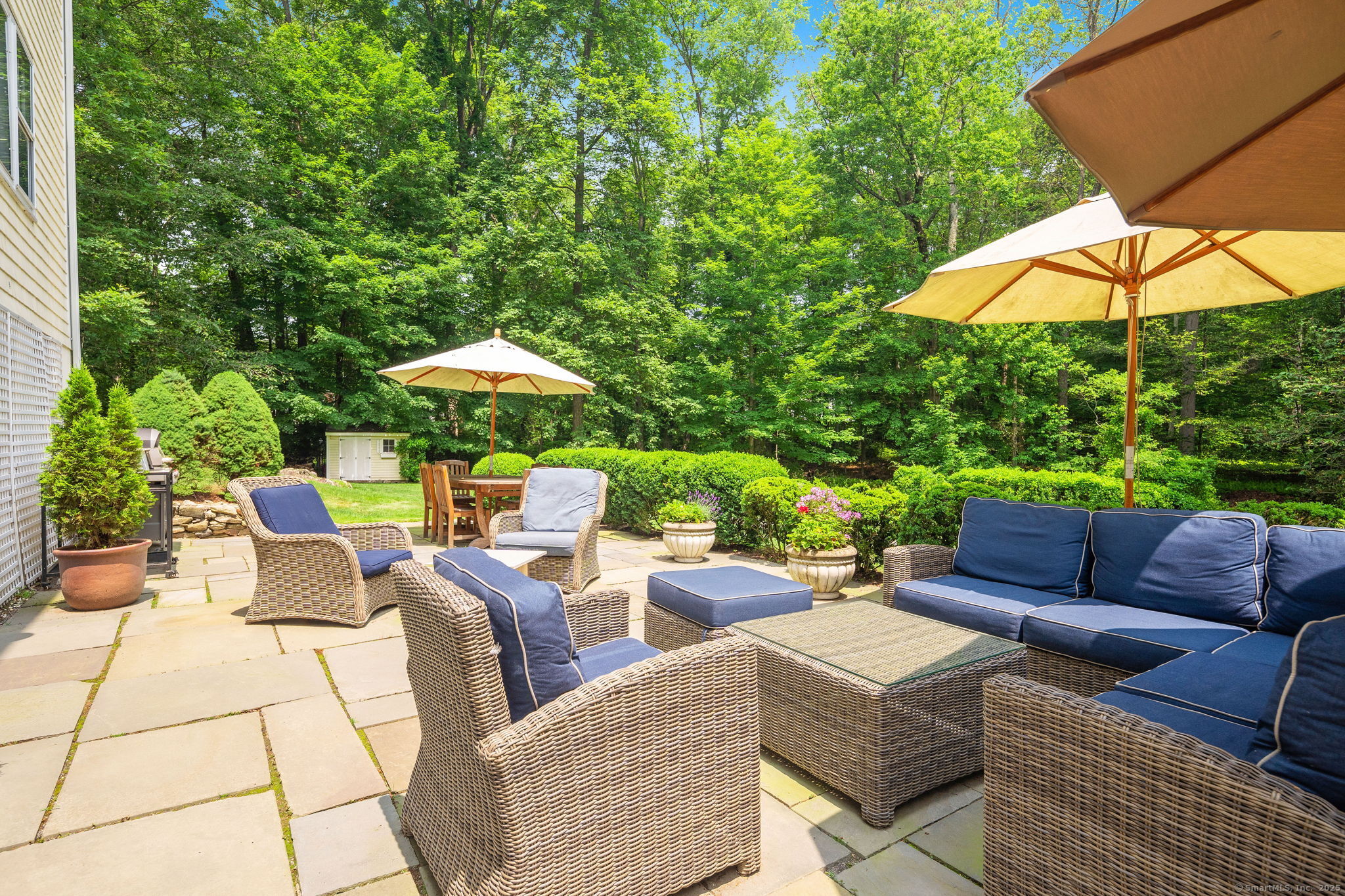 37 Woodridge Circle
