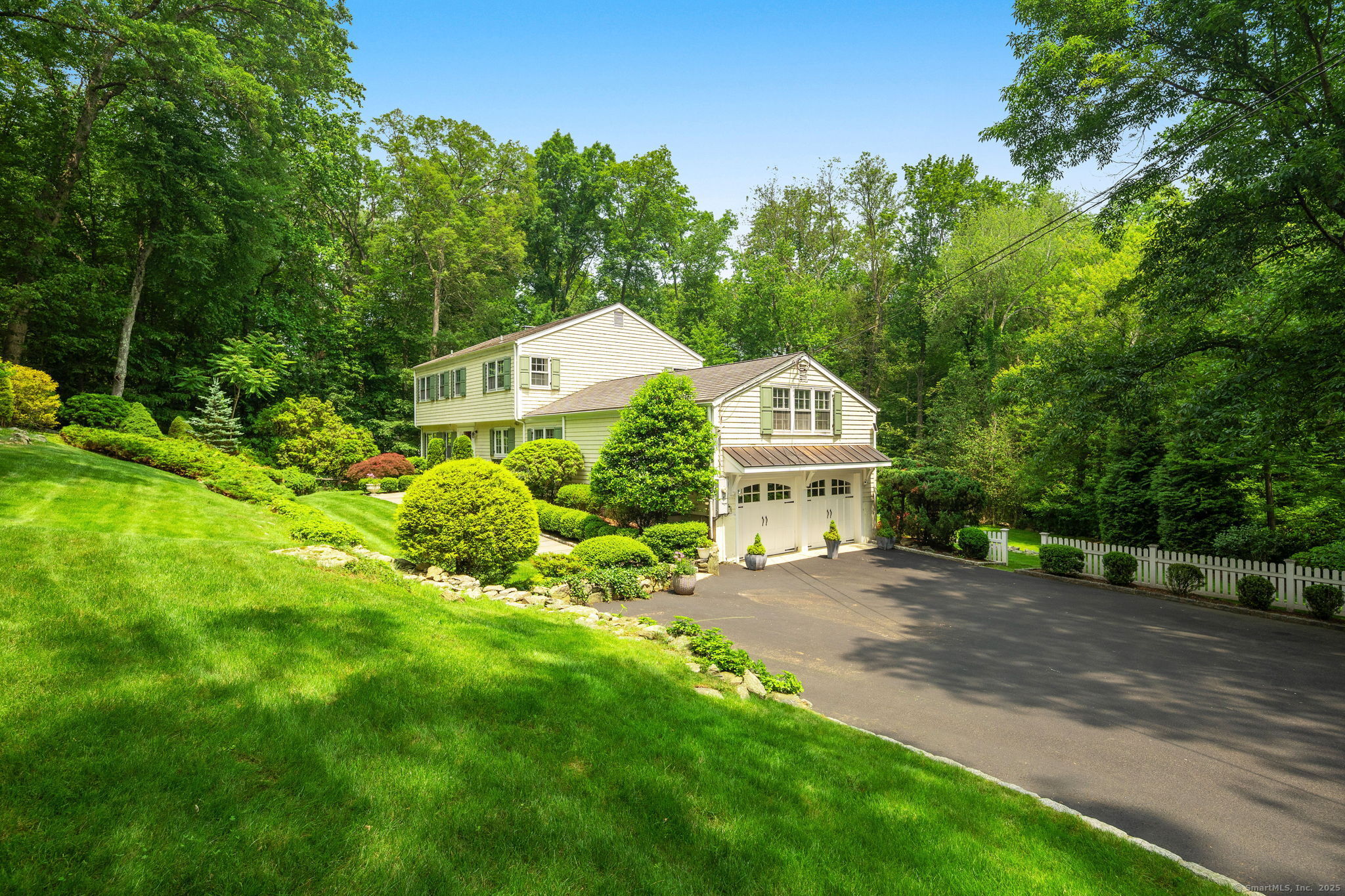 37 Woodridge Circle