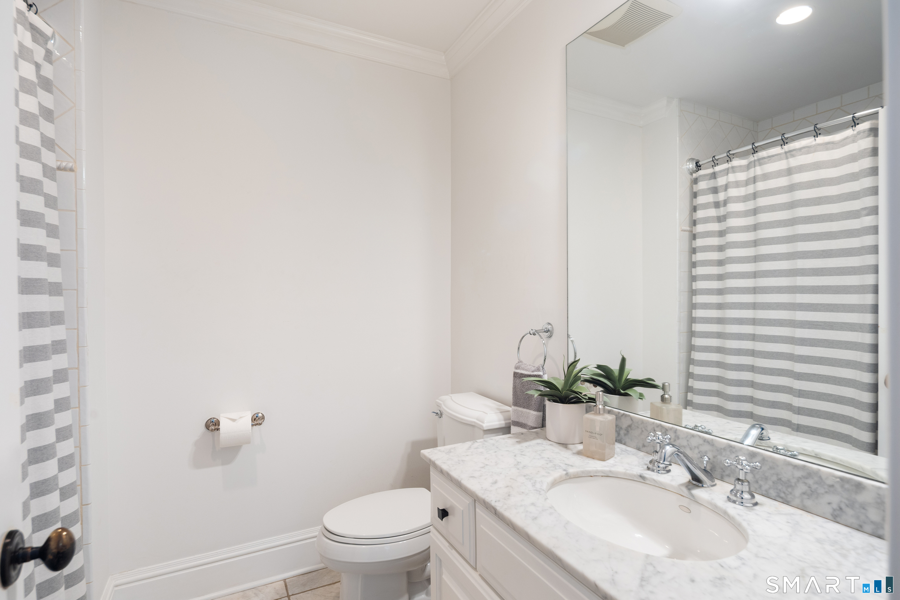 134 Millport Avenue Unit: 134