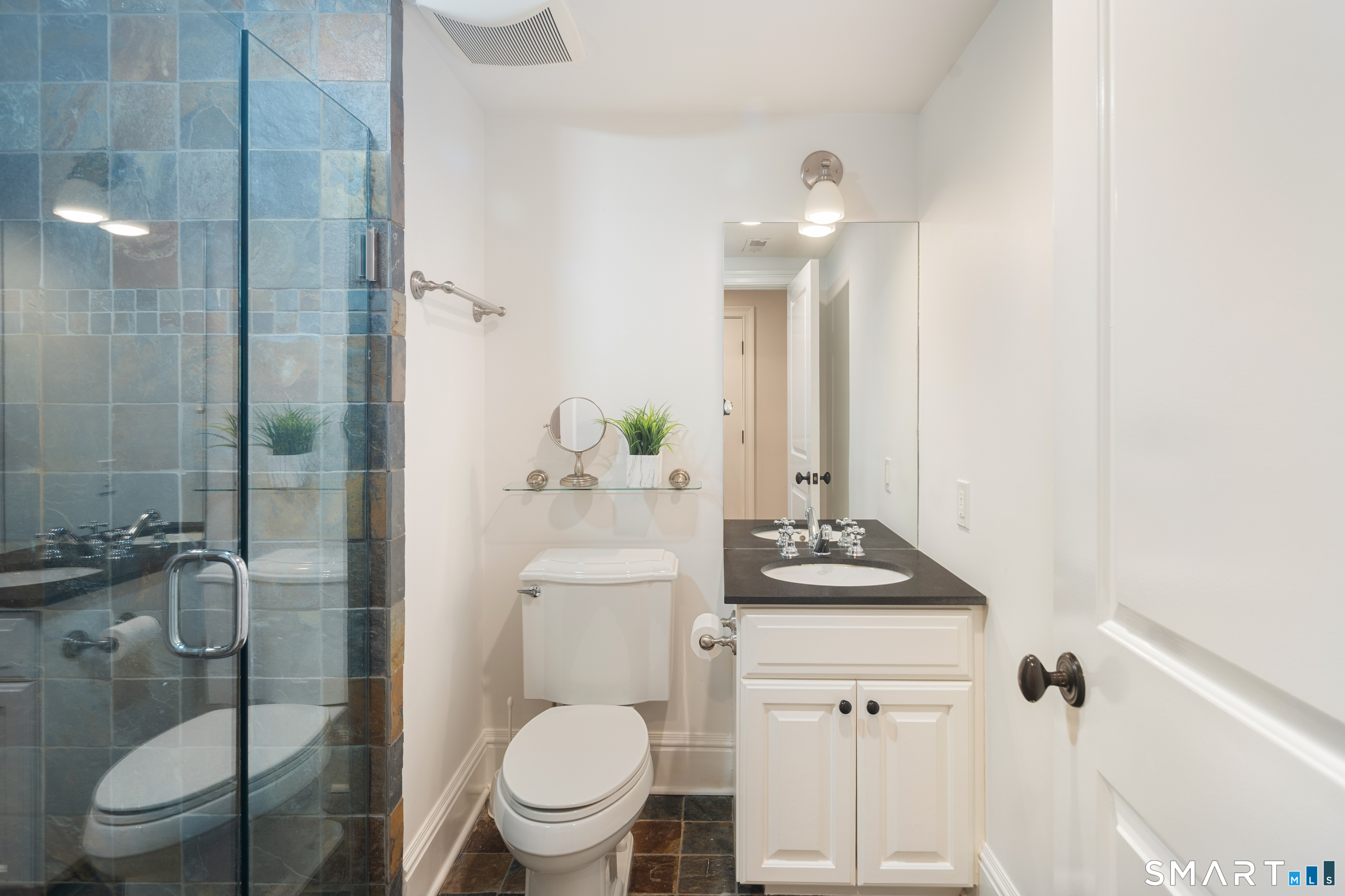 134 Millport Avenue Unit: 134