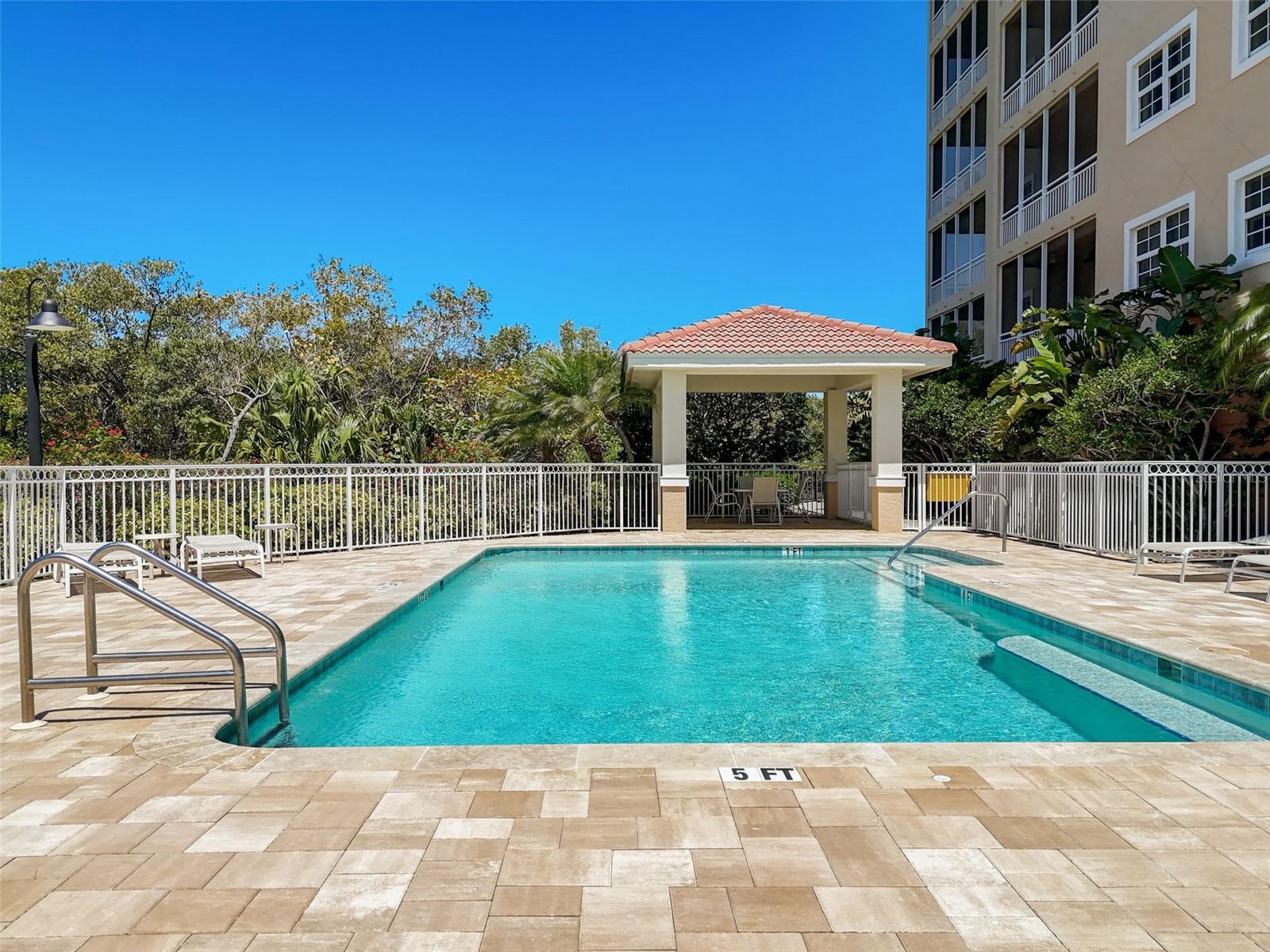 2715 TERRA CEIA BAY BLVD #605