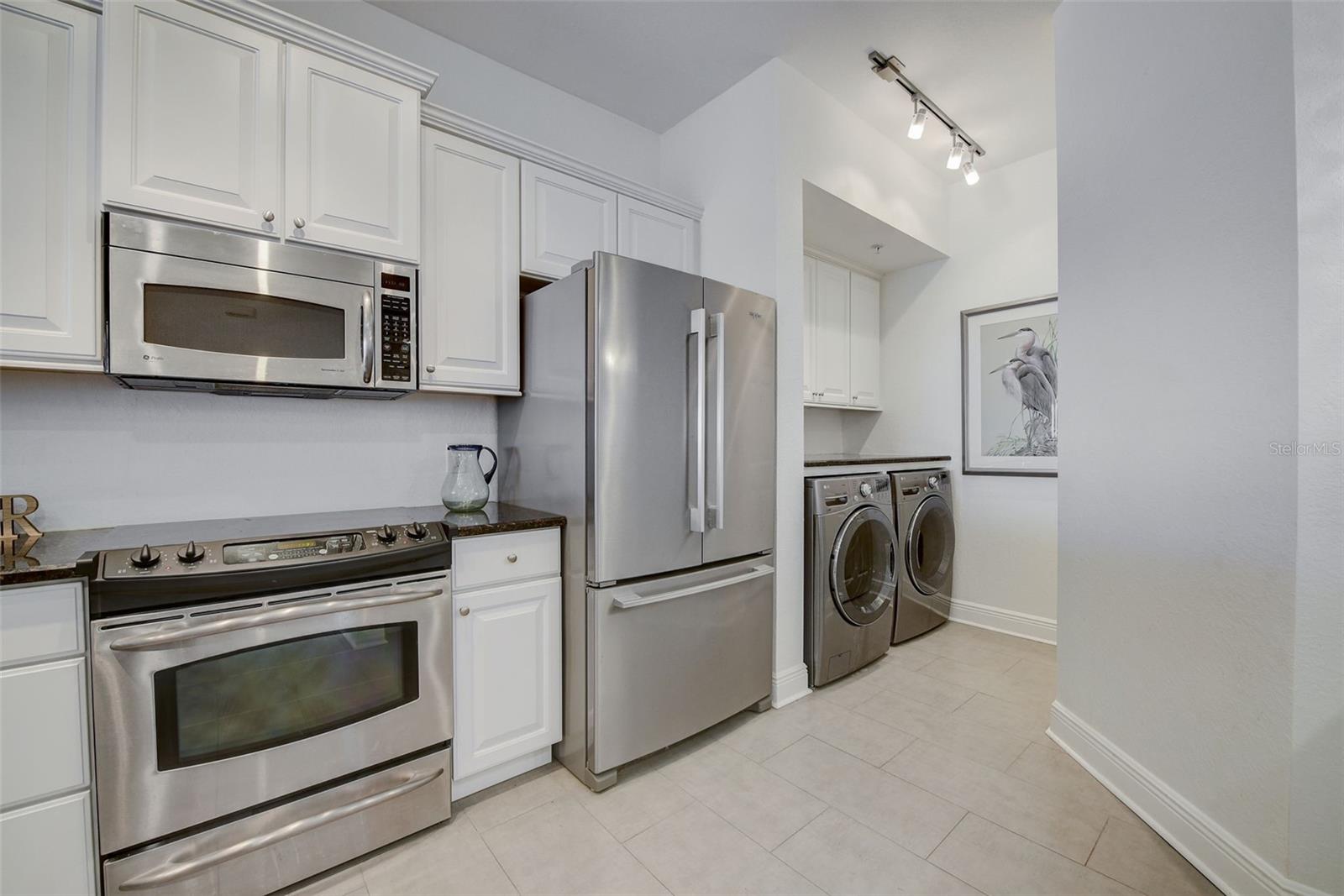 2715 TERRA CEIA BAY BLVD #605