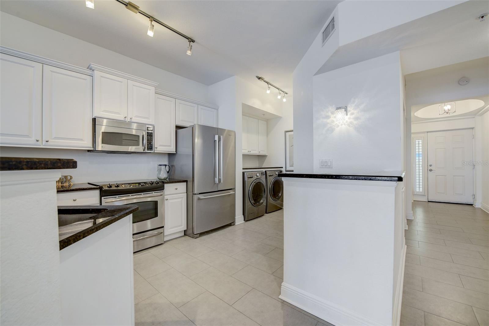 2715 TERRA CEIA BAY BLVD #605