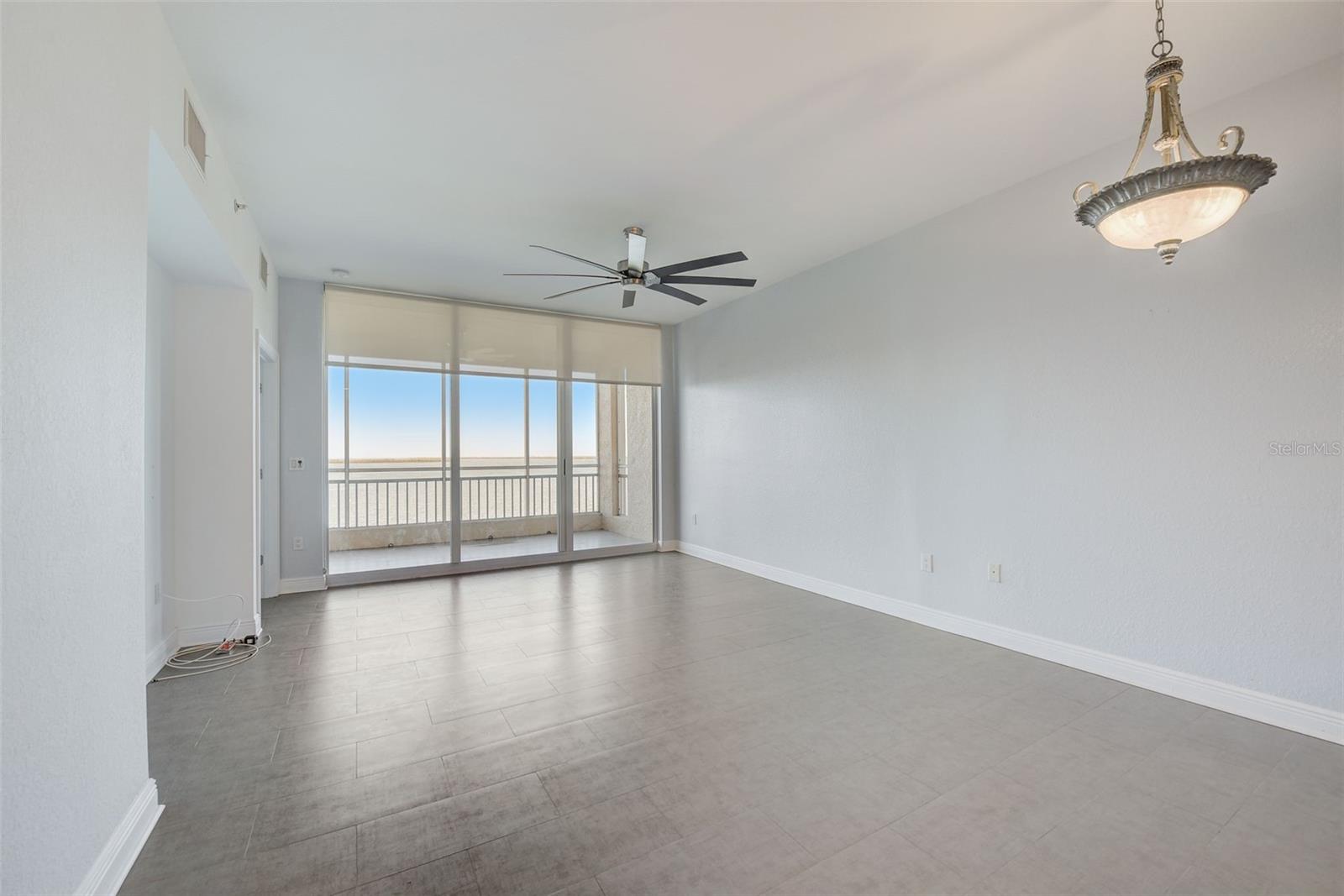 2715 TERRA CEIA BAY BLVD #605
