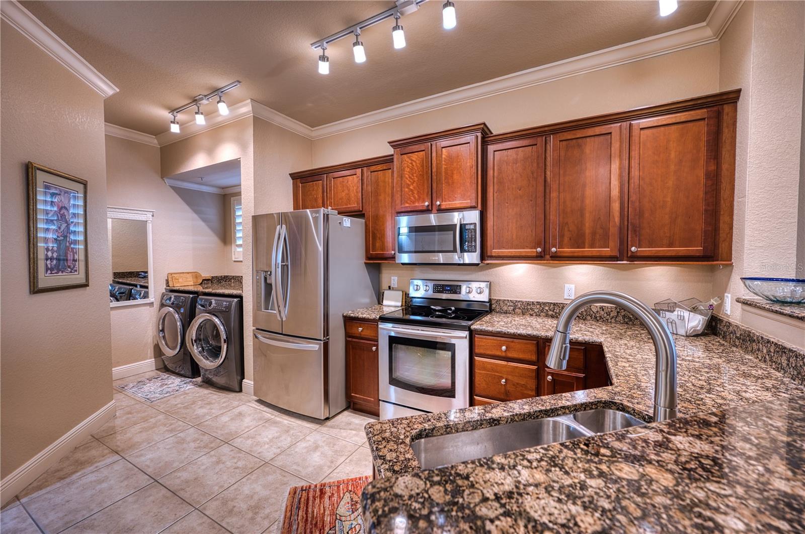 2715 TERRA CEIA BAY BLVD #201