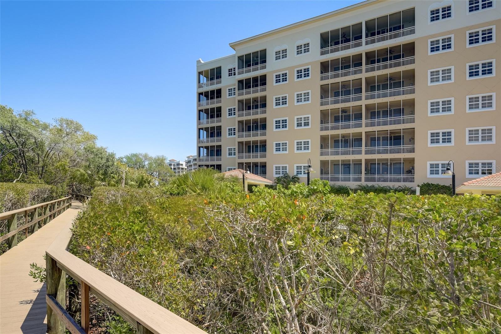 2715 TERRA CEIA BAY BLVD #201