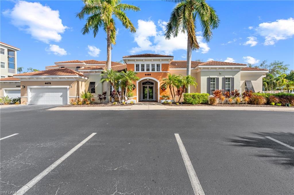 4420 Botanical Place CIR # 102