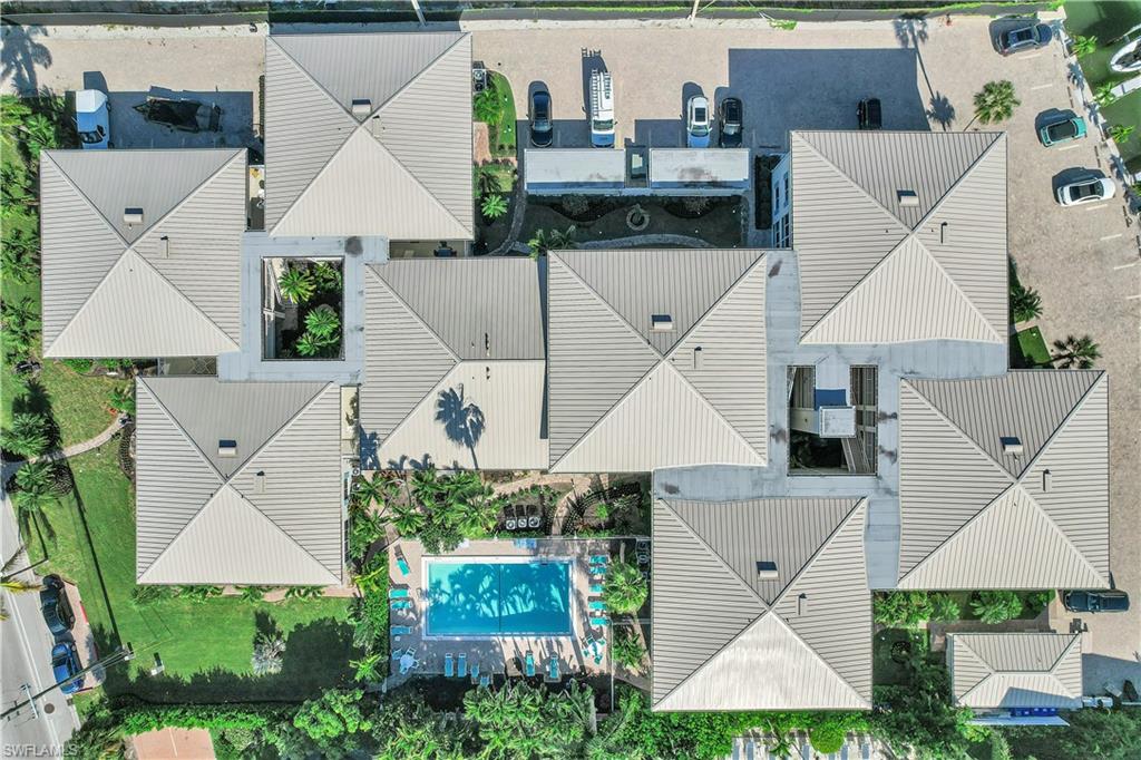 1950 Gulf Shore BLVD N # 201