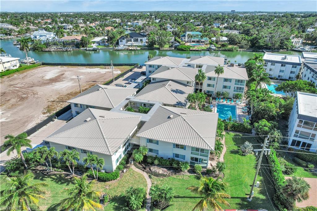 1950 Gulf Shore BLVD N # 201