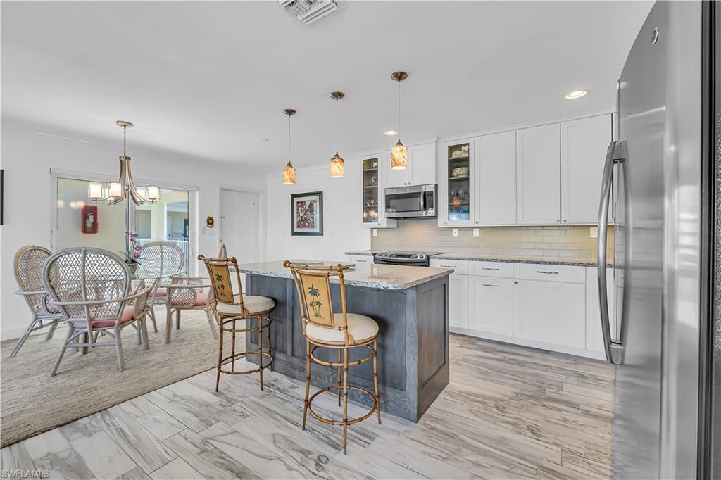 1950 Gulf Shore BLVD N # 201