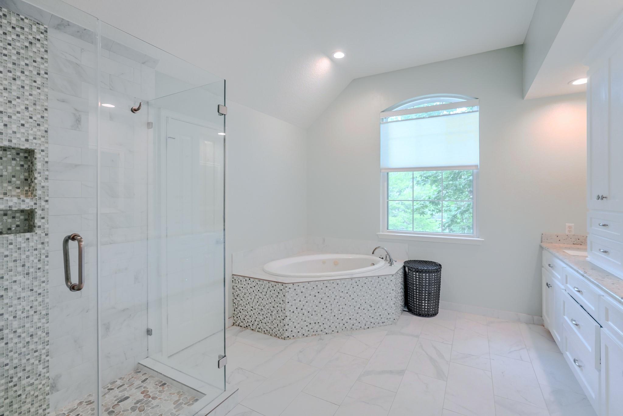 22 Vinca Trail