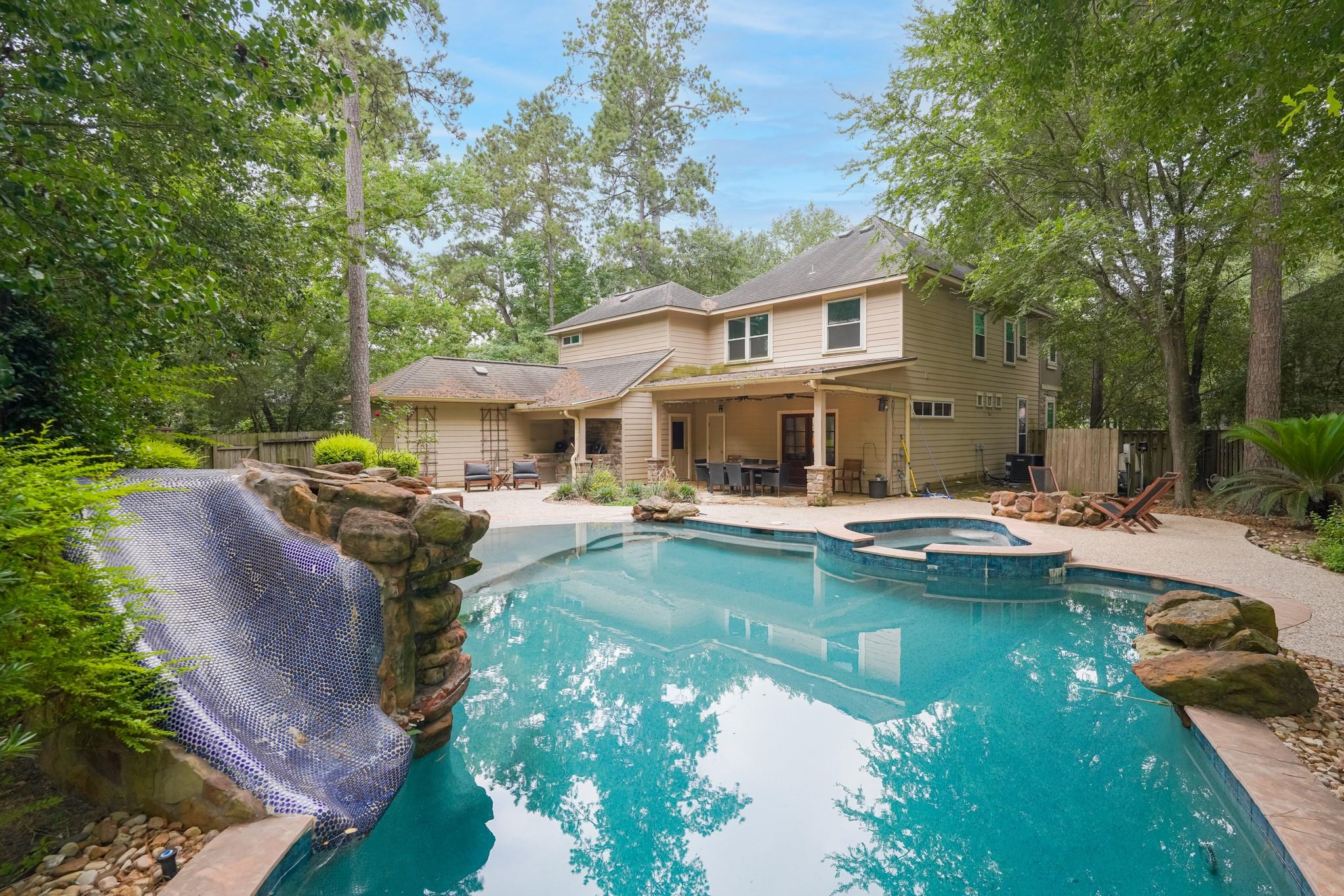 22 Vinca Trail