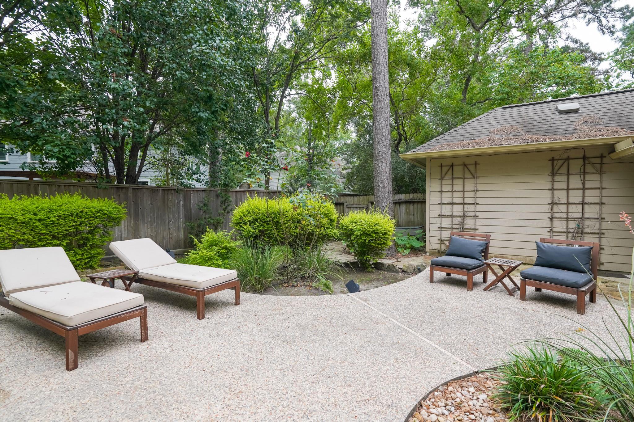 22 Vinca Trail