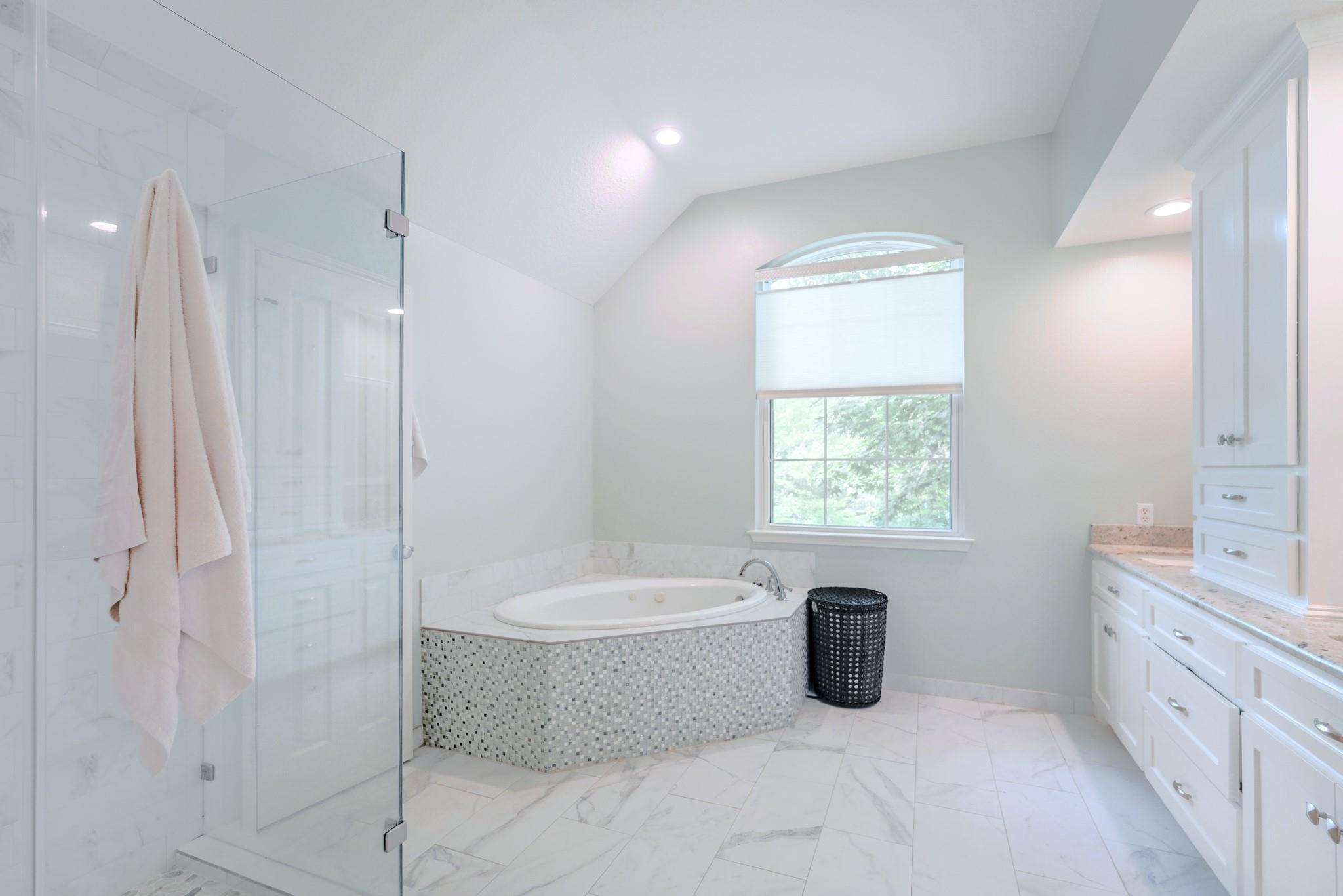 22 Vinca Trail