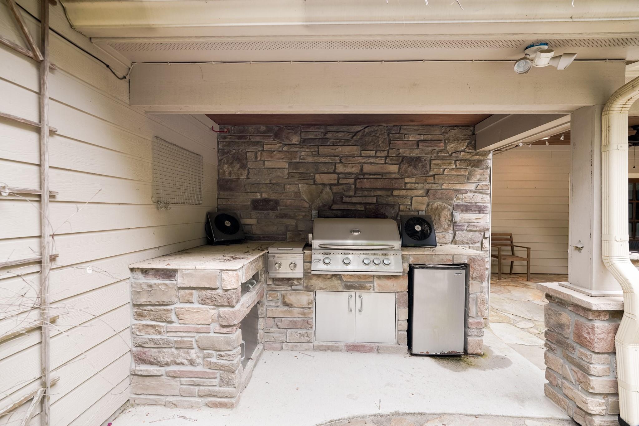 22 Vinca Trail