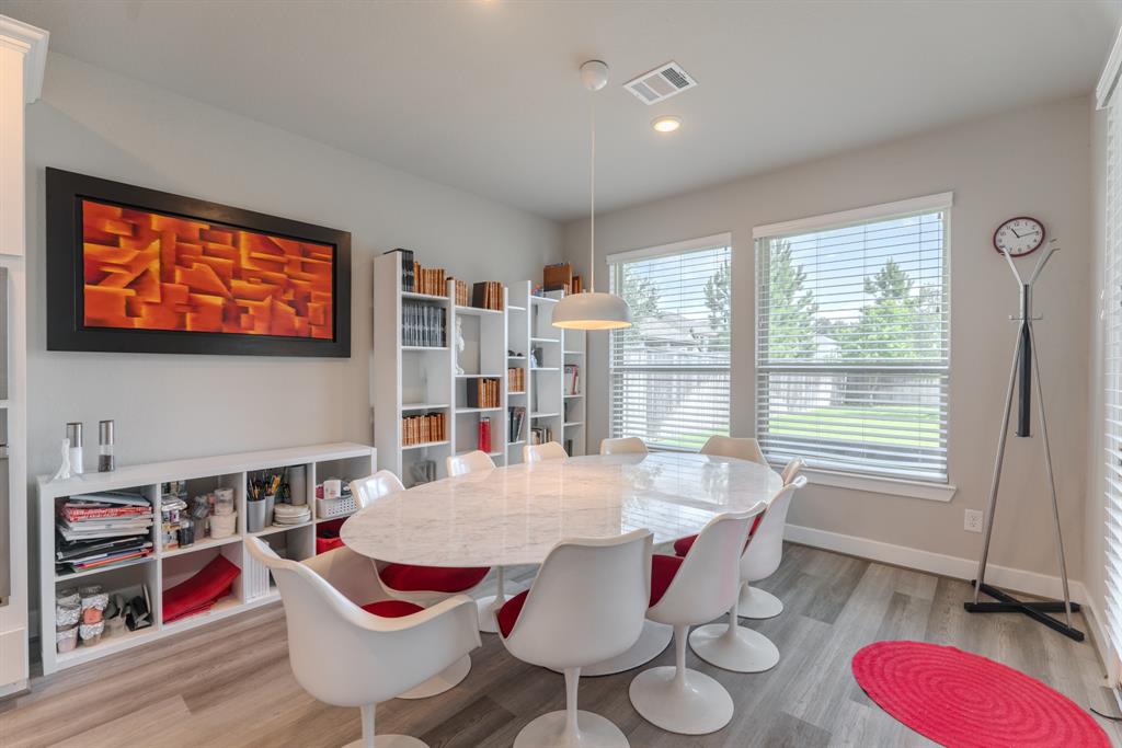 40 Snowdrop Lily Drive