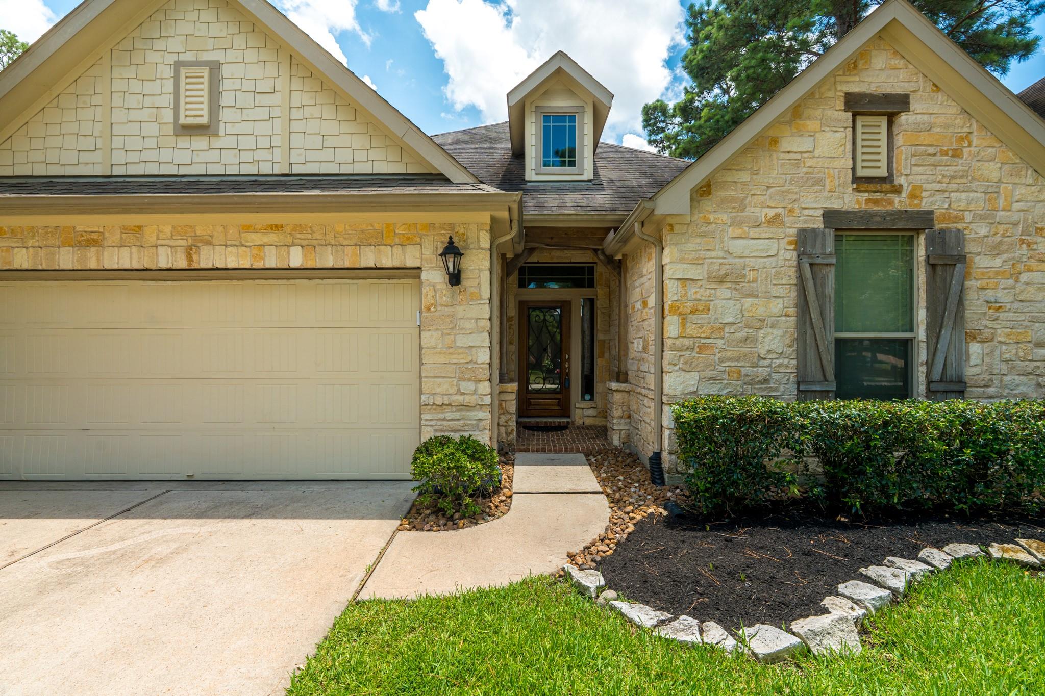 7 E Deer River Circle