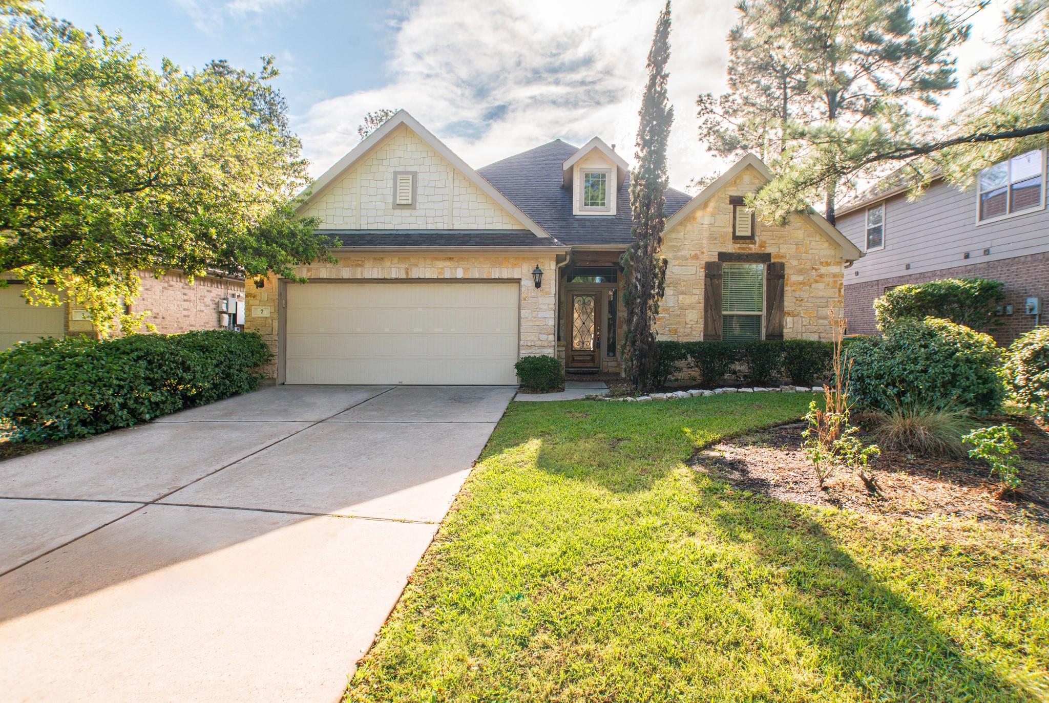 7 E Deer River Circle